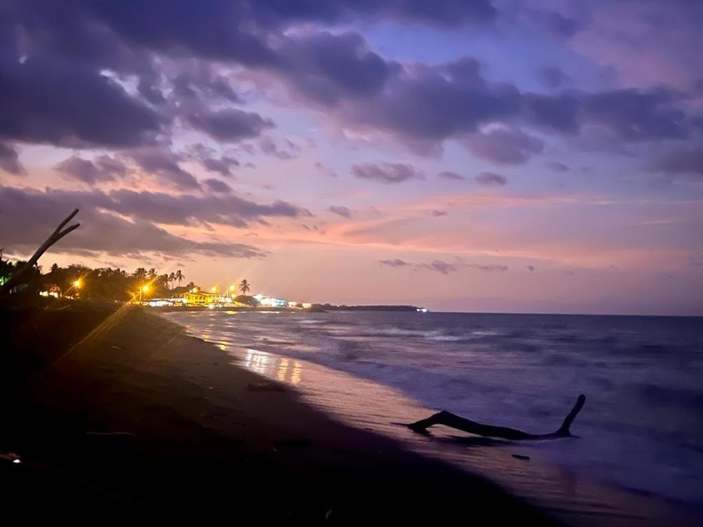 Hotel La Luna Playa El Uverito Las Tablas El Cedro  Eksteriør bilde